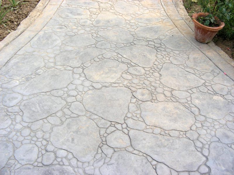 Декоративный бетон для дорожек