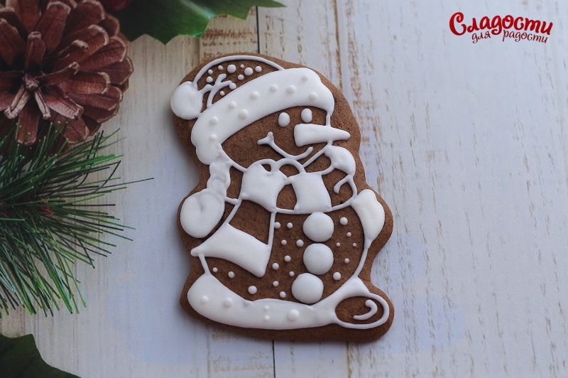 Снеговик пряник белый