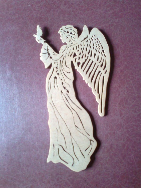 Ангел из фанеры