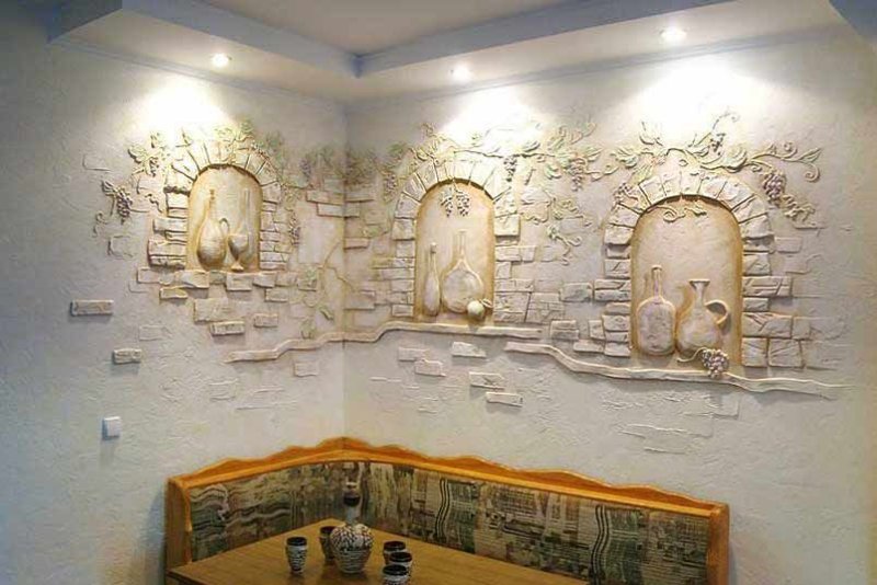 Отделка стен барельефом