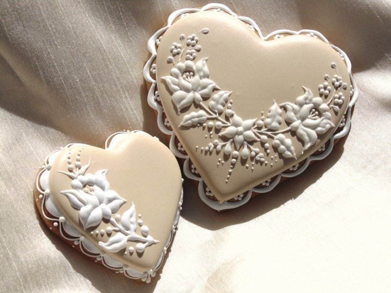 Роспись пряников айсингом кружево