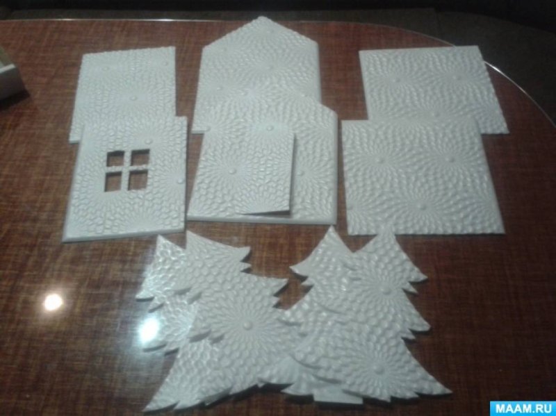 Домики из потолочной плитки к новому году