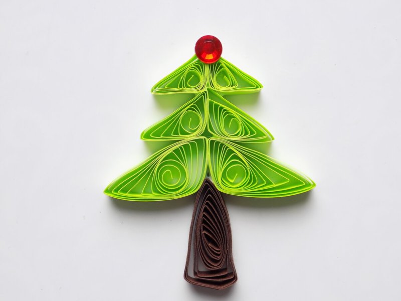 Елка квиллинг