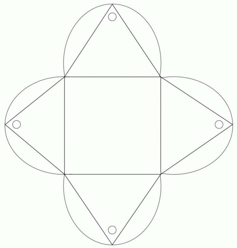 Треугольная коробочка для подарка