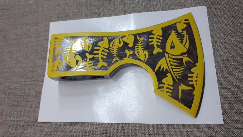 Трафарет для травления металла на топоре