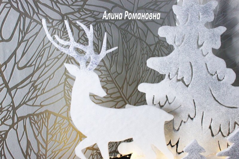 Новогодние украшения на окна из потолочной плитки