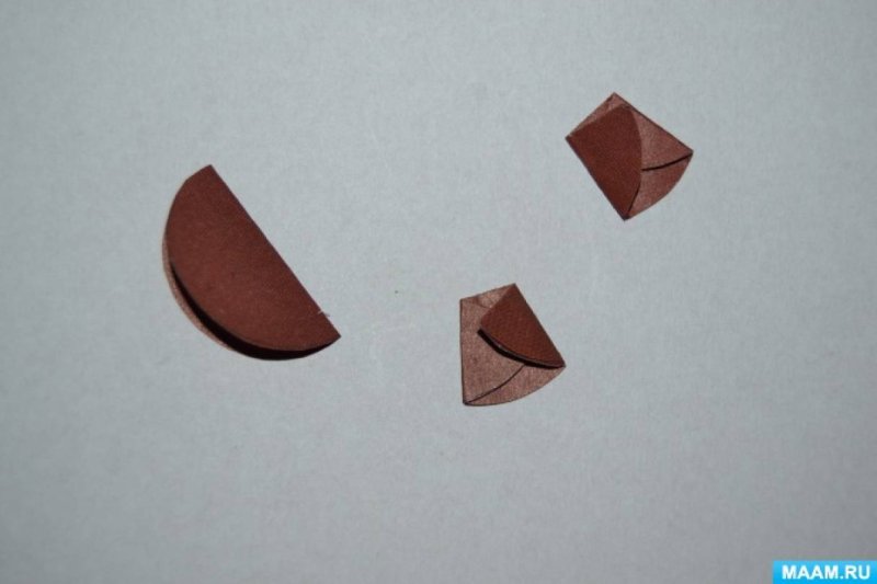 Поделка шишка из бумаги