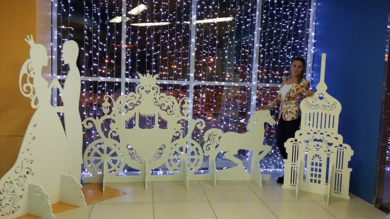 Новогодние декорации для сцены