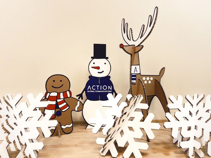 Новогодние декорации из картона