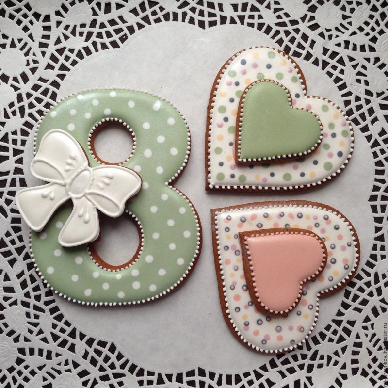 Имбирный пряник цифра 8