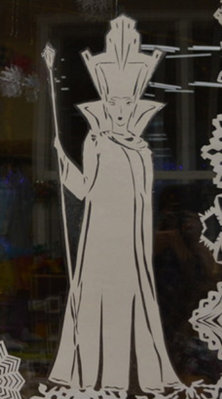 Снежная Королева трафарет на окна