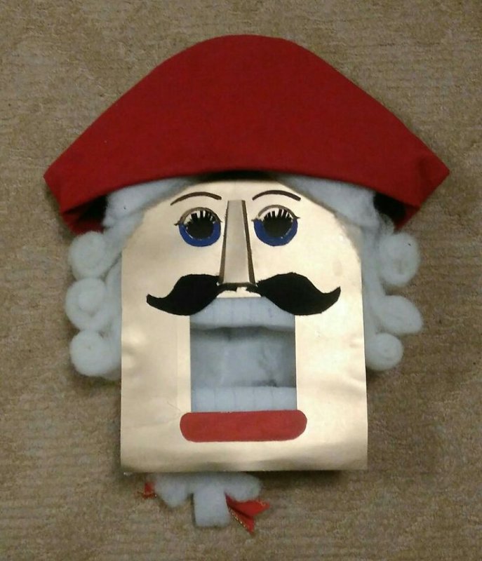 Маска Щелкунчика