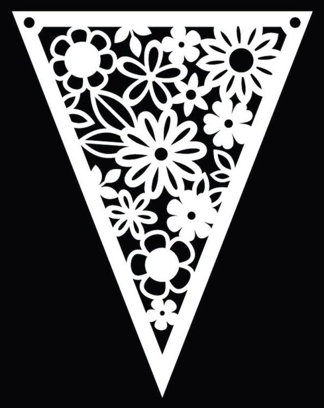 Ажурные флажки на окна