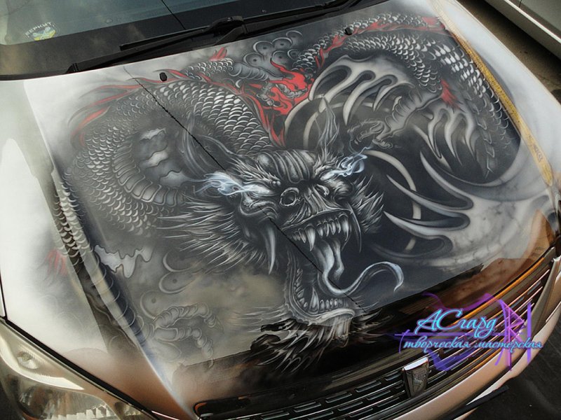 Японский дракон аэрография