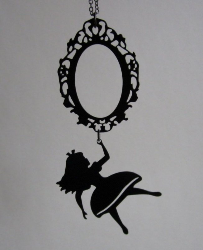 Зеркало из Алисы в стране чудес т