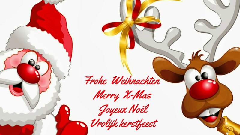 Дед Мороз заглядывает в окно