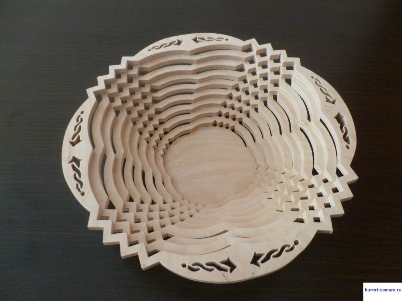 Вазочка из фанеры