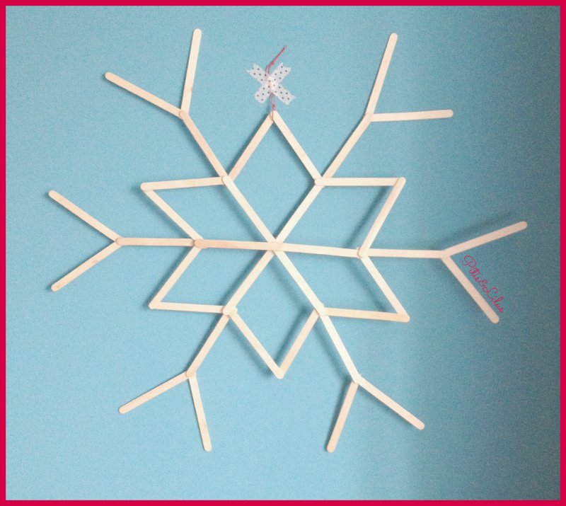 Снежинска из счетных палочек