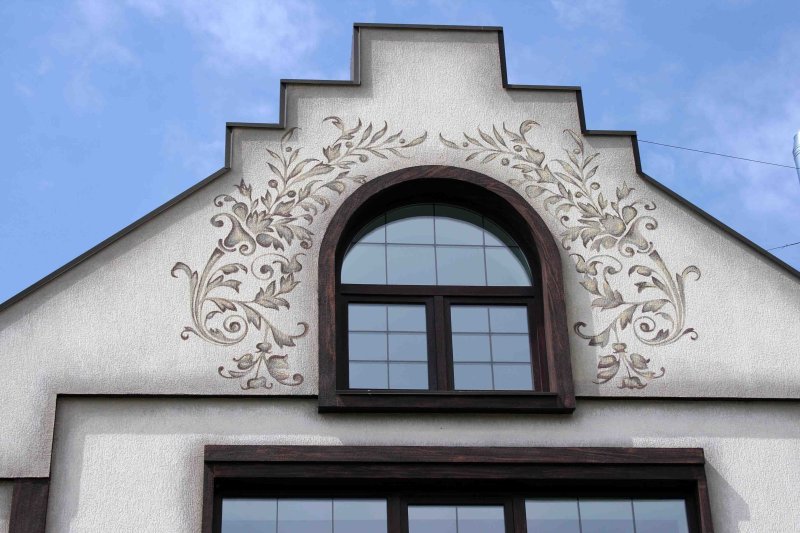 Узор на фасаде дома