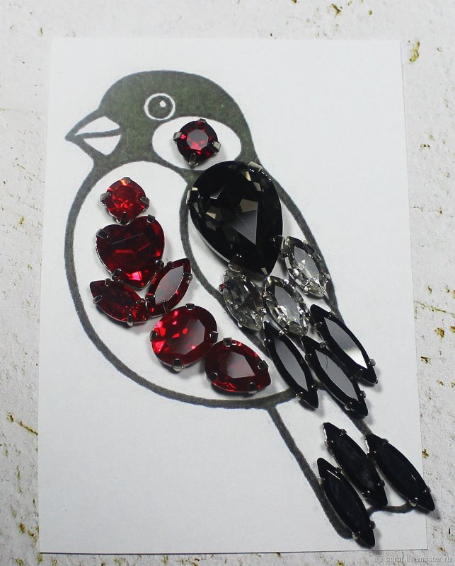 Вышивка Снегирь брошь