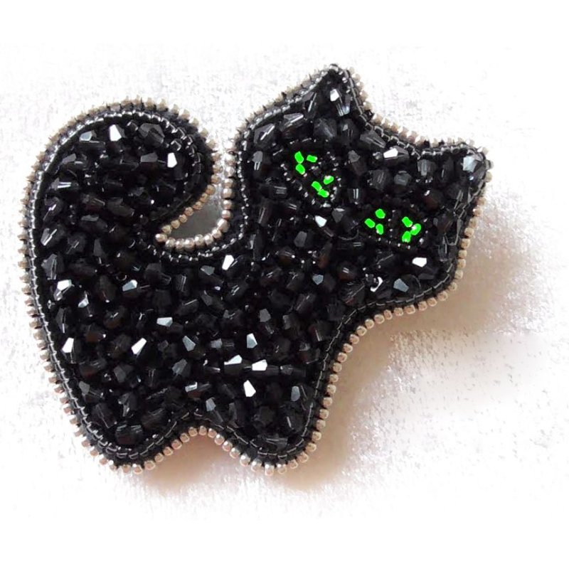 Брошь из бисера