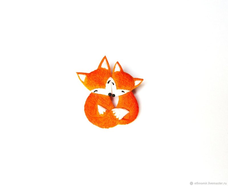Брошка Лисичка