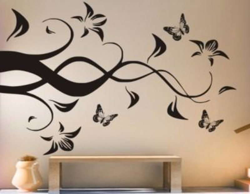 Орнамент на стене