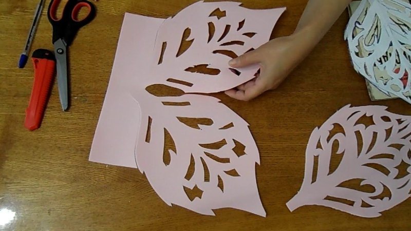 Ажурные листья из изолона