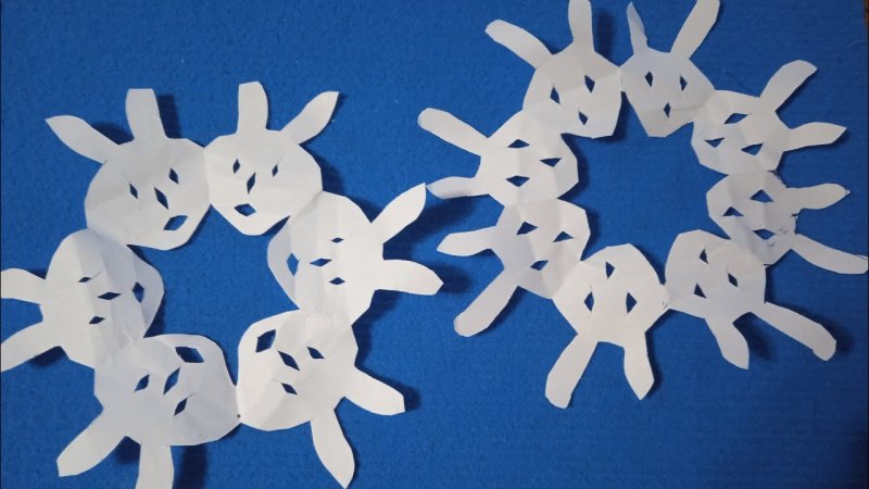 Зайчик из снежинок