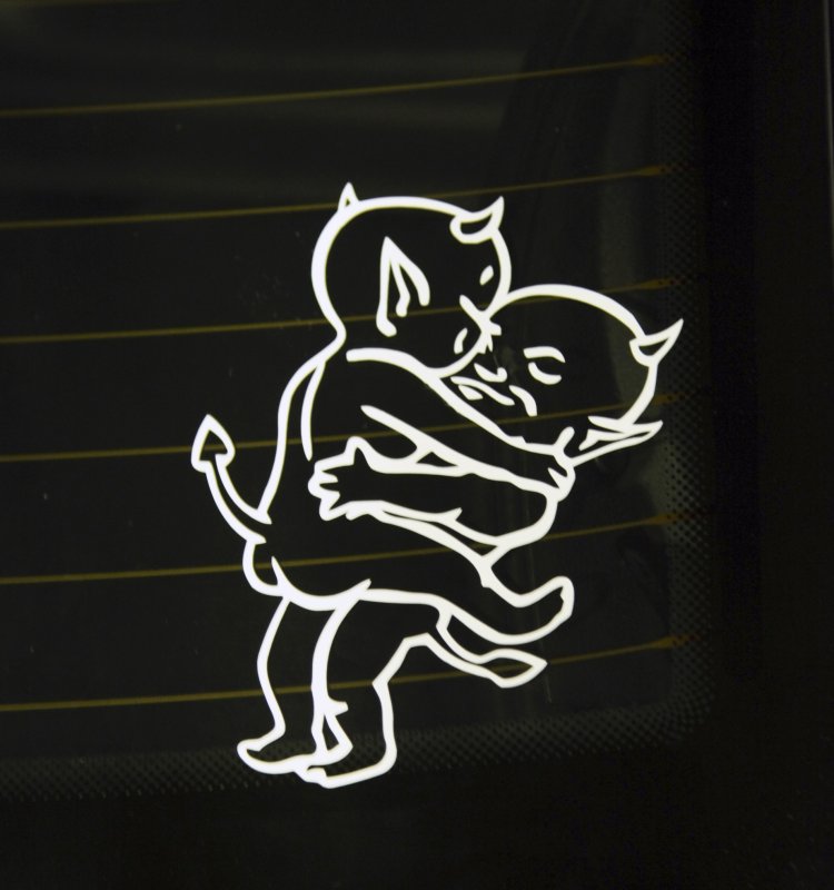 Трафарет наклейки на авто