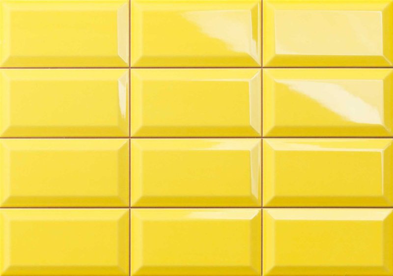 Желтая прямоугольная плитка