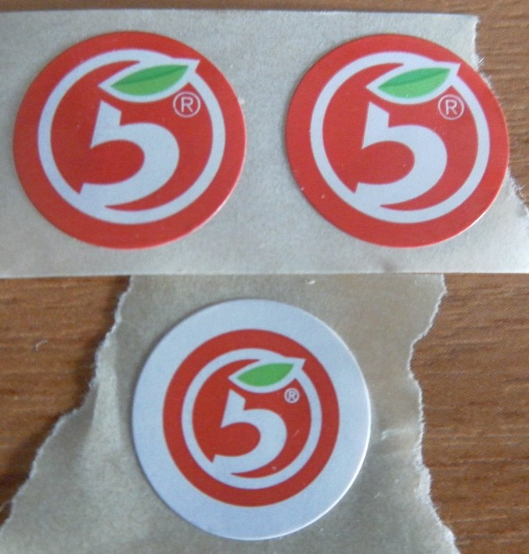 Наклейки из Пятерочки нашивки