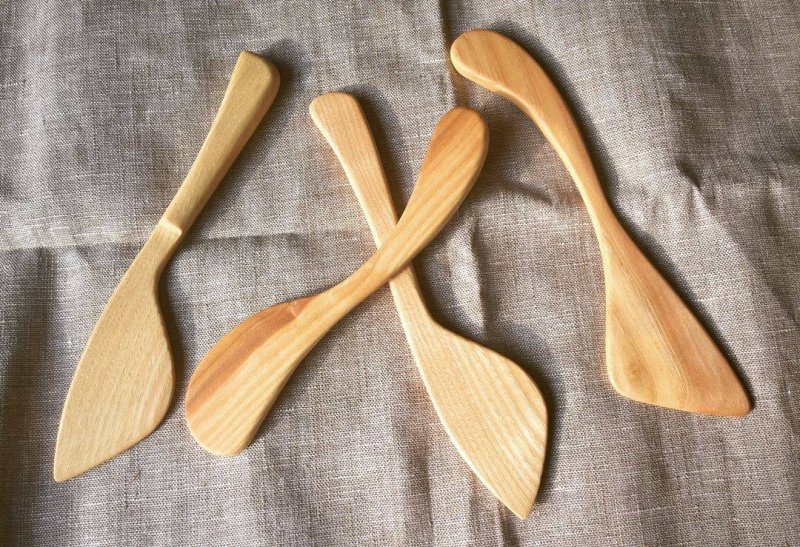 Лопатки для кухни из дерева