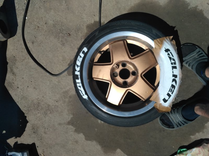 Надписи на резине