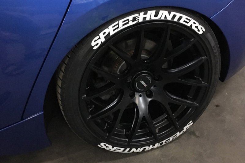 Надписи на шинах