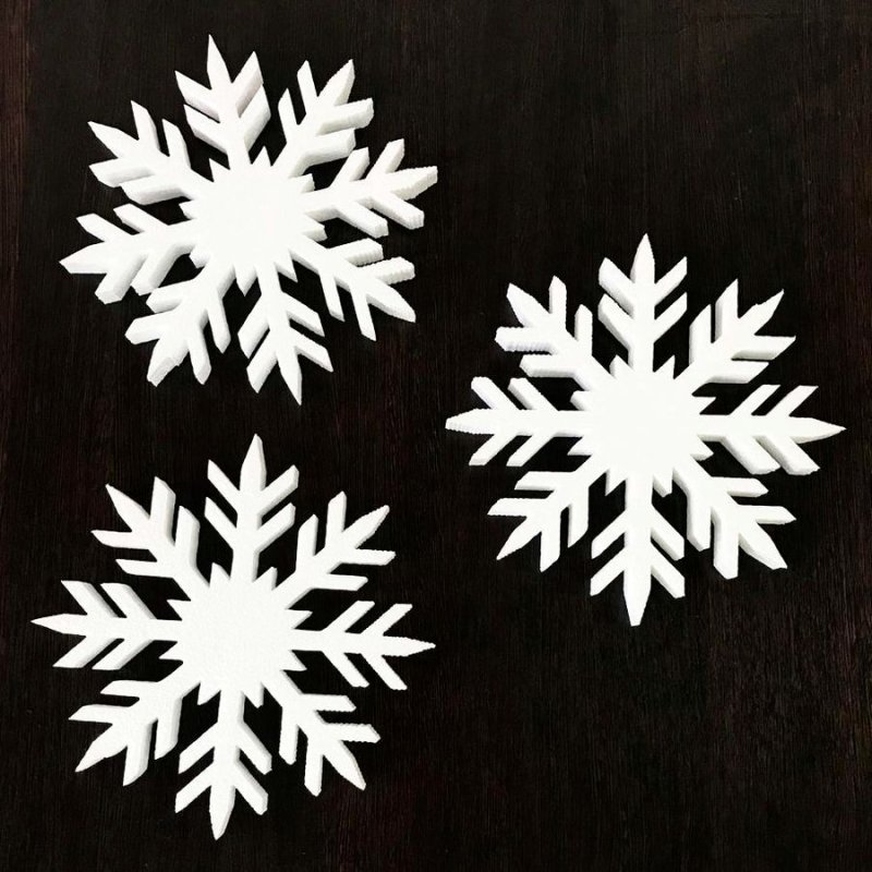 Снежинка из полистирола