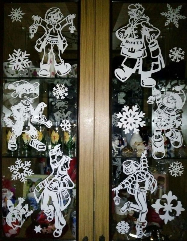 Украшение окон к новому году