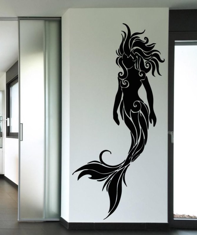 Рисунок русалки на стене