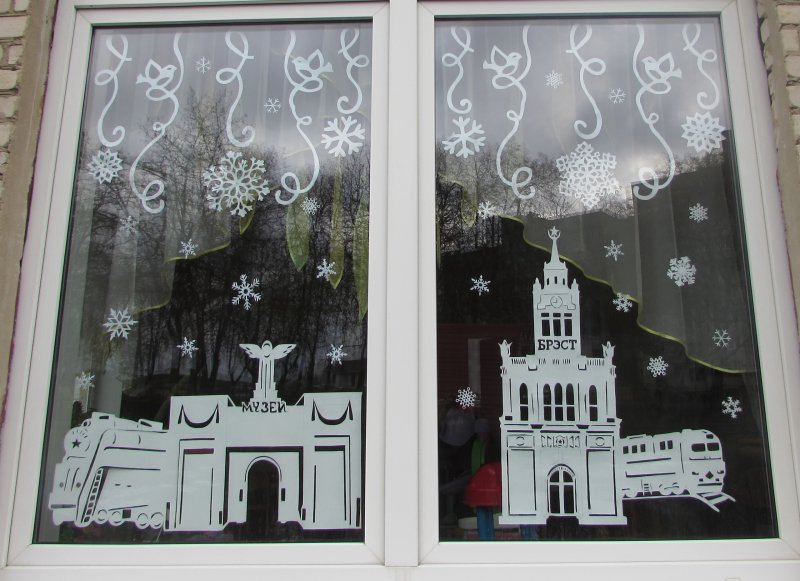 Украшения на окна город