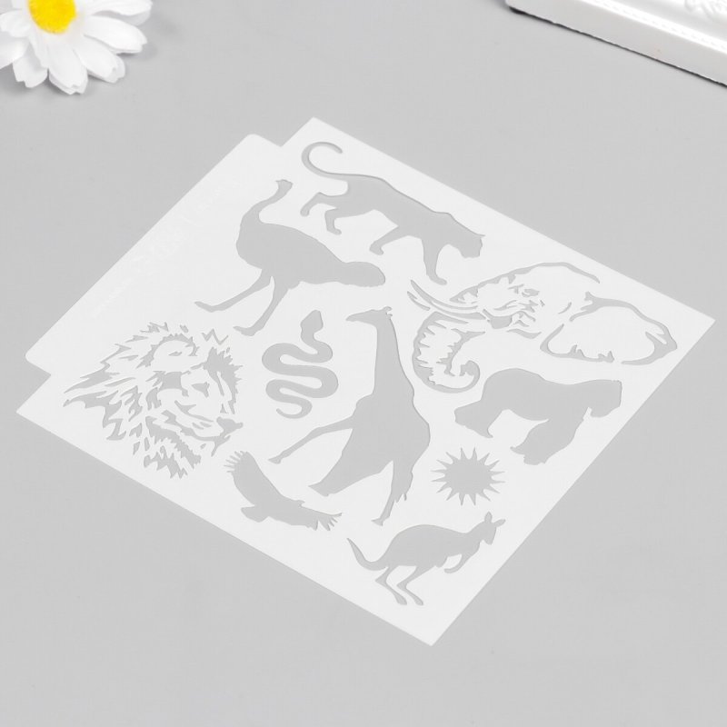 Трафарет пластмассовый