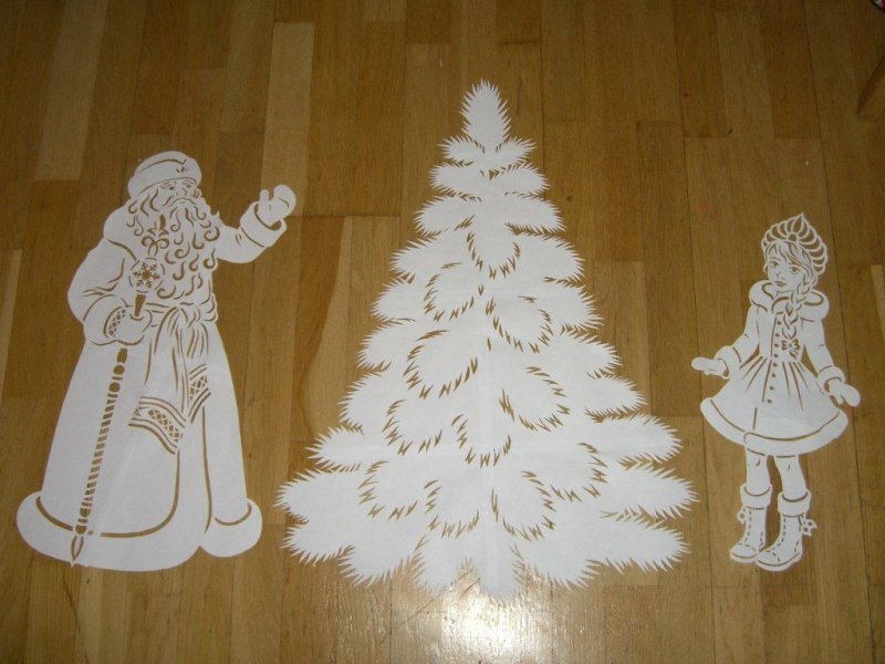 Вытынанки Снегурочка с елкой