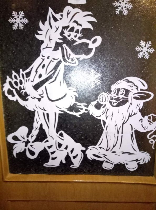 Сюжетные вырезки на окна