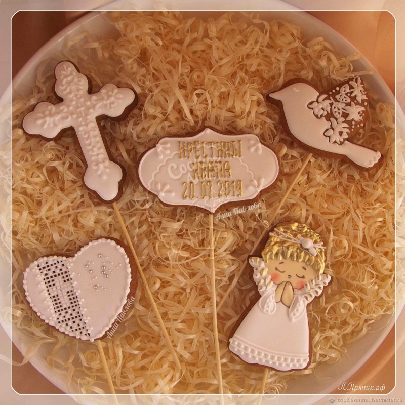 Декор торта на крестины