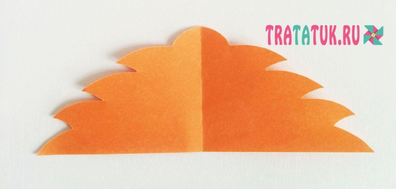 Листья из бумаги гармошкой