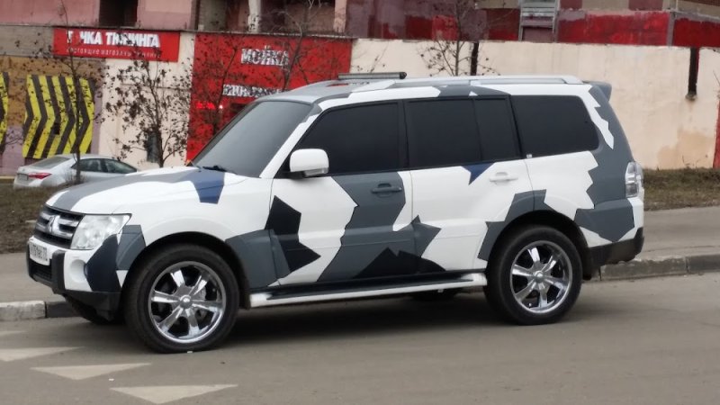 Митсубиси Паджеро 3 в камуфляже