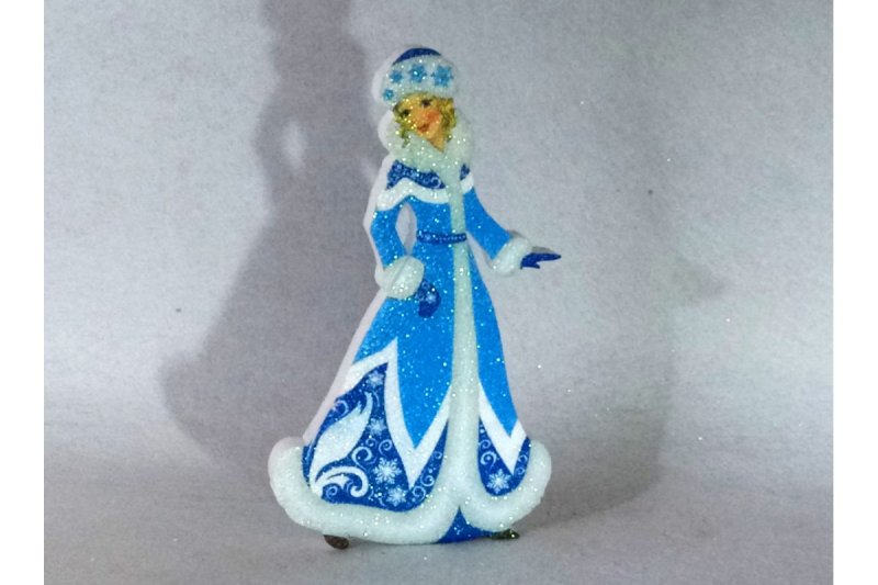 Фигура Деда Мороза и Снегурочки из фанеры