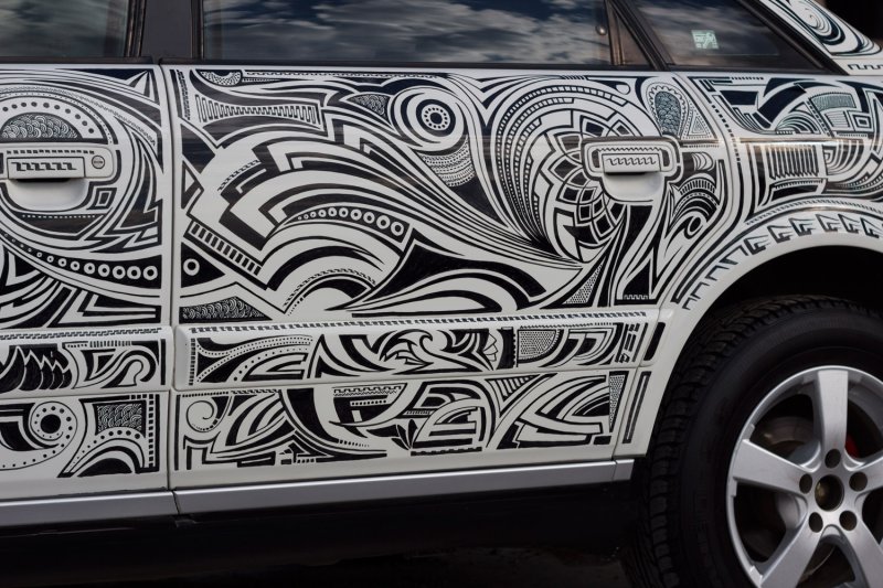 Орнамент на автомобиль