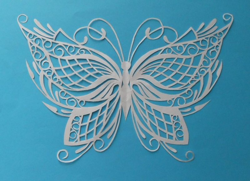 Бабочка из джута