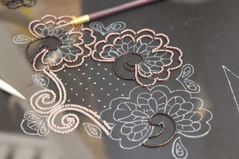 Тамбурная вышивка бисером крючком