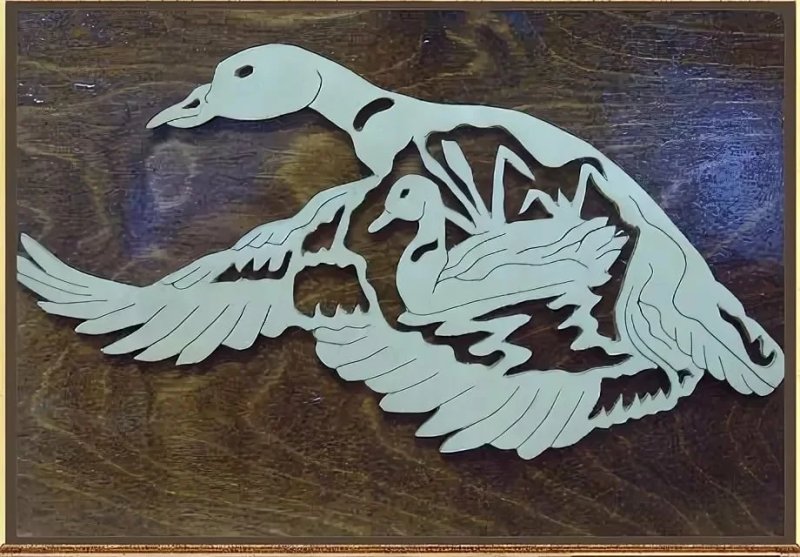 Выпиливание лобзиком по дереву